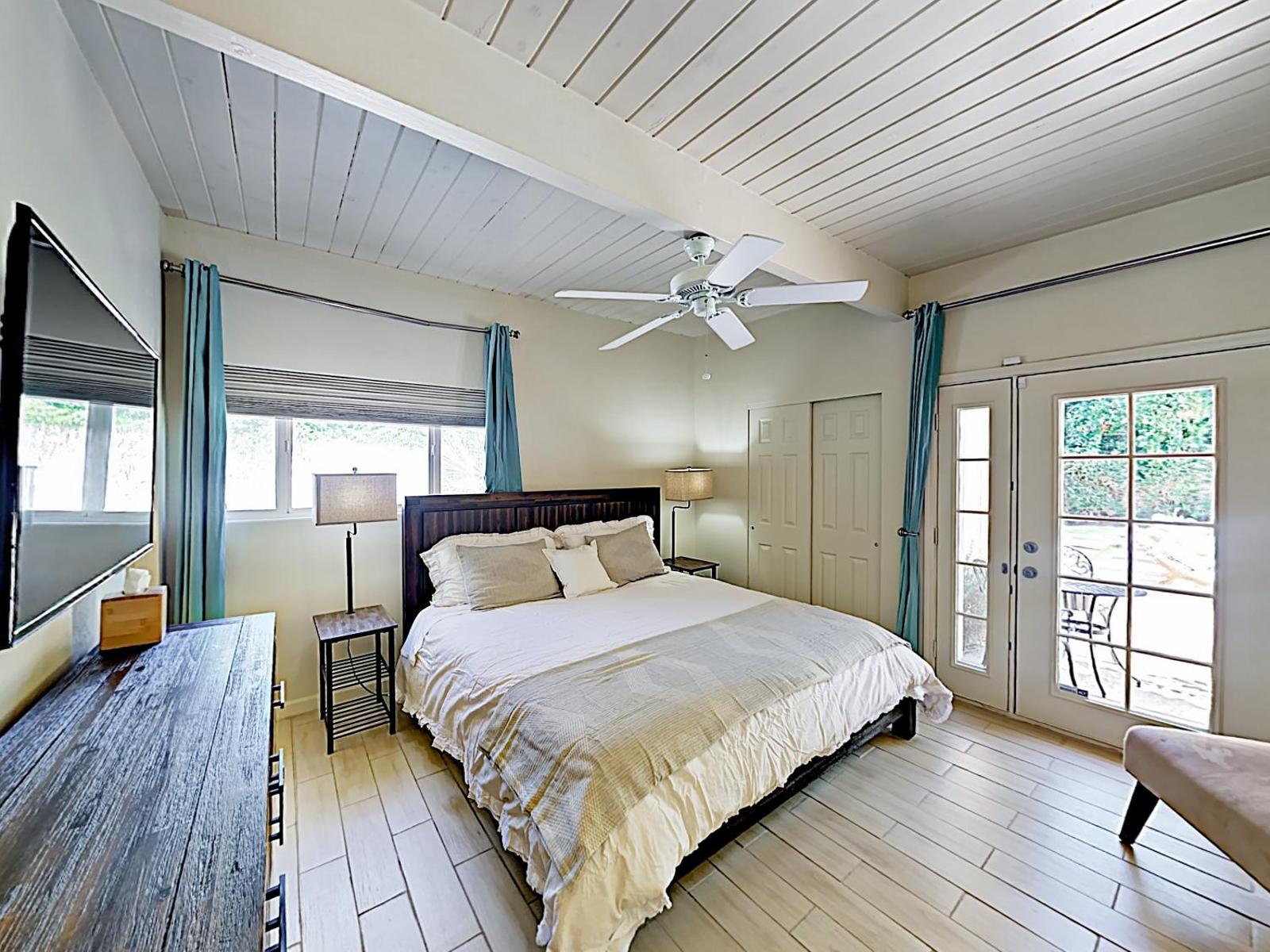 New Listing! Stunning Movie Colony W/ Private Pool Home Main image 1
